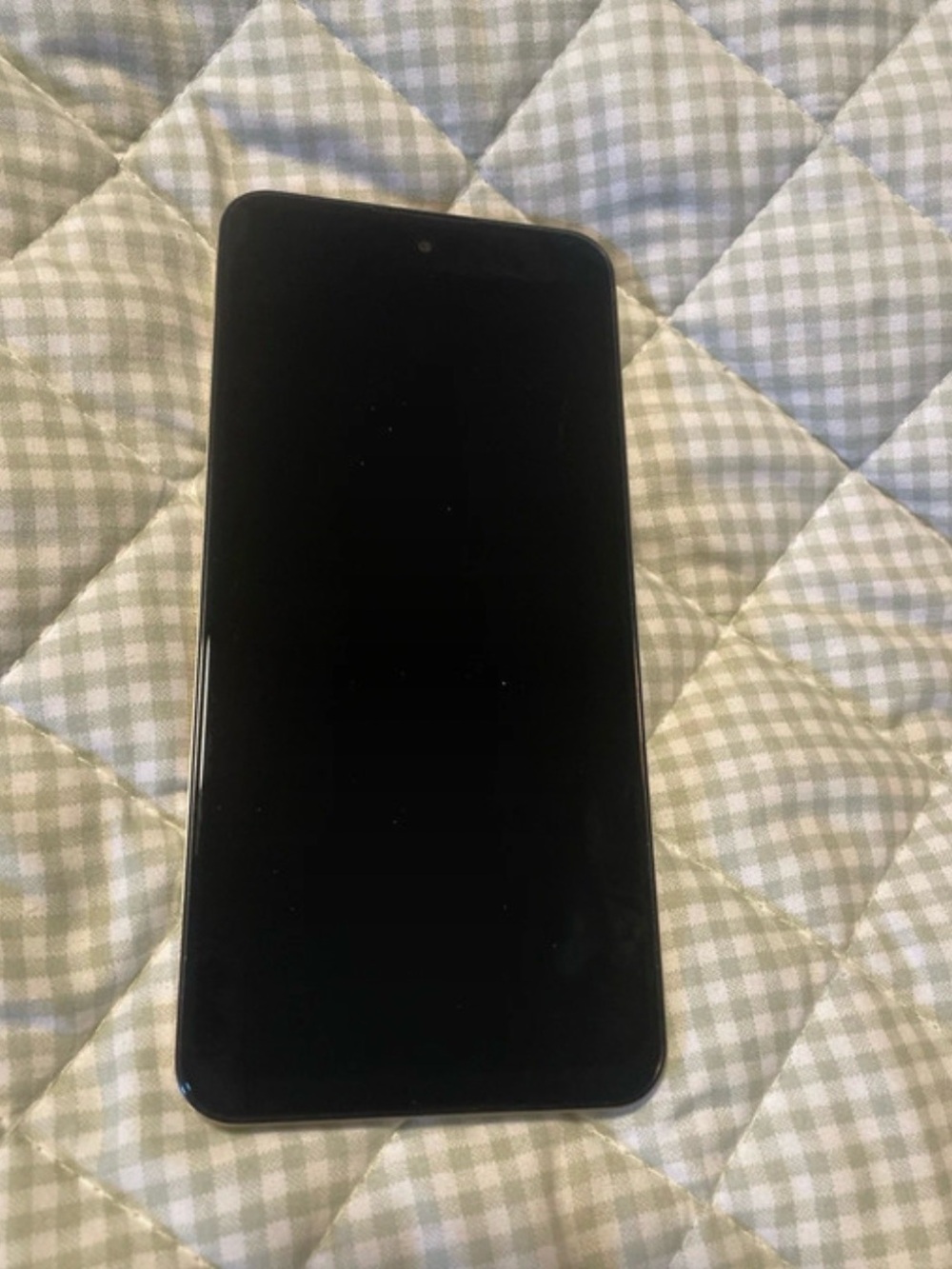 Sleek Black Smartphone — Modern Everyday Mobile